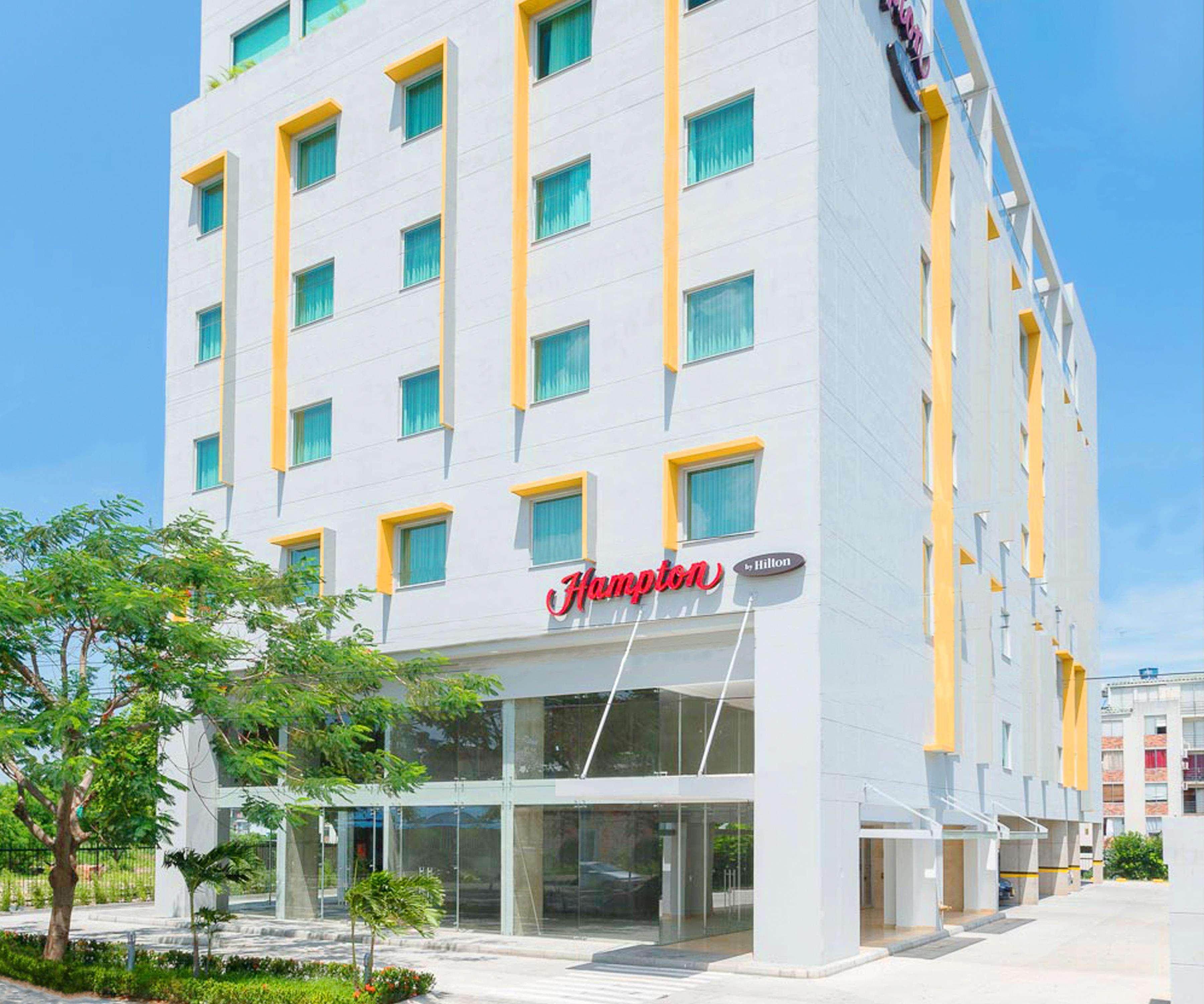Hampton By Hilton Yopal Hotel Buitenkant foto