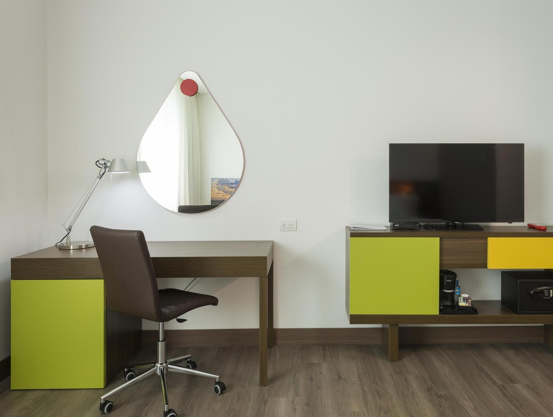 Hampton By Hilton Yopal Hotel Buitenkant foto