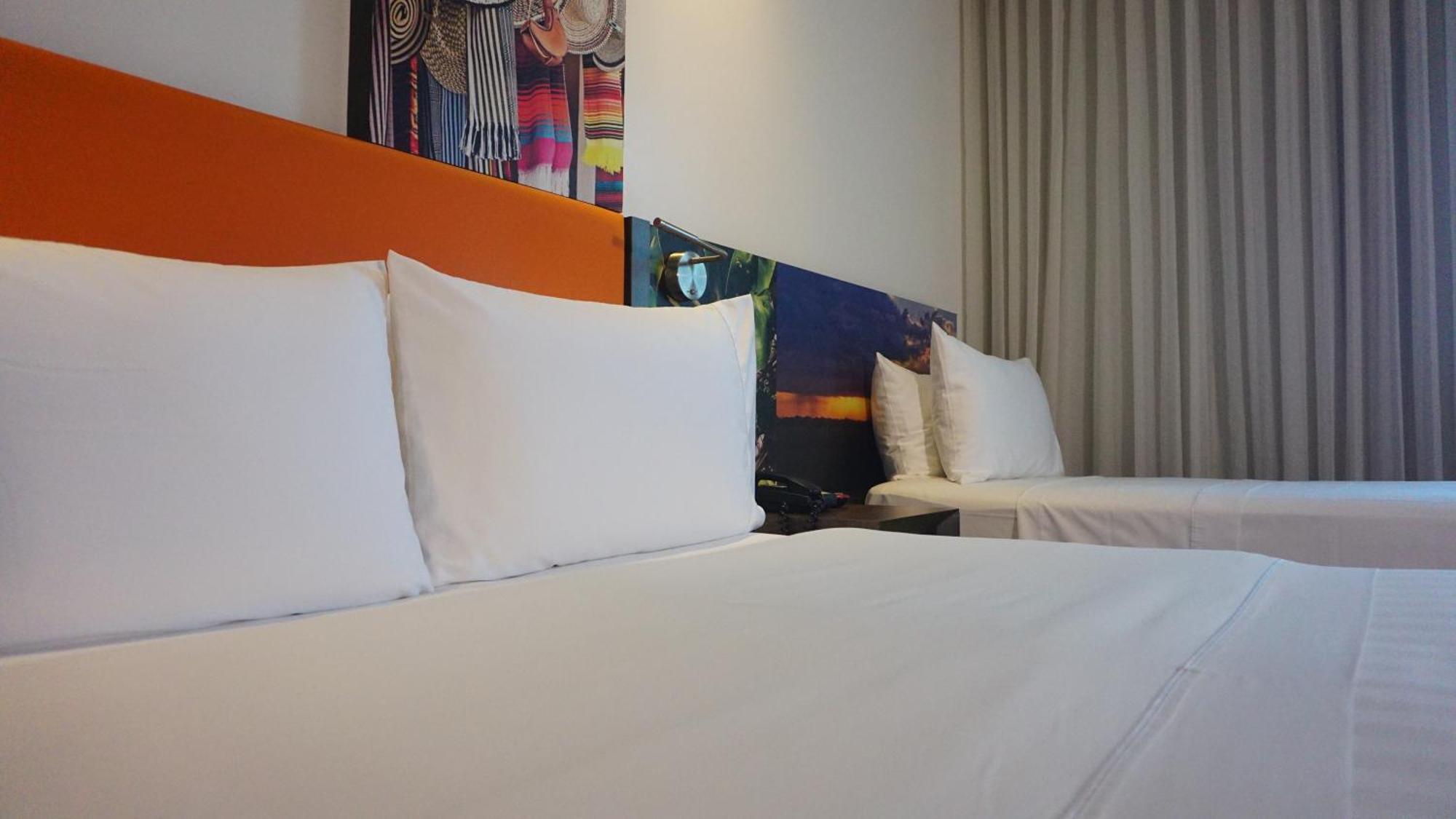 Hampton By Hilton Yopal Hotel Buitenkant foto